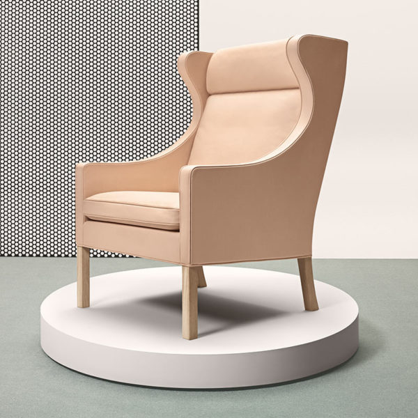Select 2204 Wing Chair