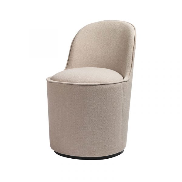 Tail High Back Lounge Chair