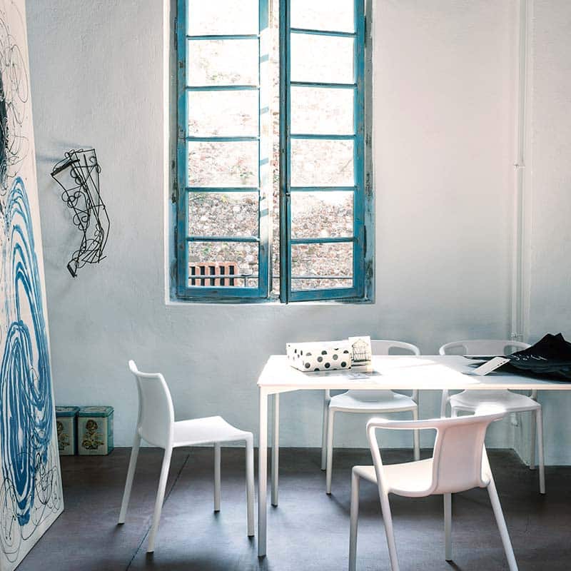 Magis_air_chair_ambient_multi_SD74_white_01_hr-1