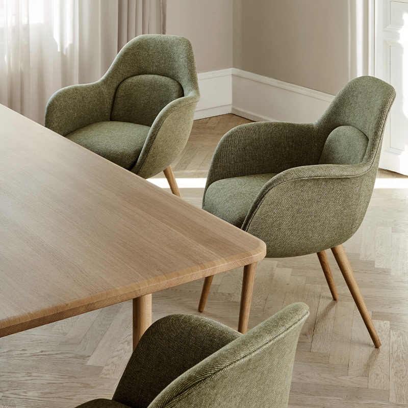 Fredericia Swoon Dining Chair - Oak Lacquer - Lifestyle Image 01 Olson and Baker - Designer & Contemporary Sofas, Furniture - Olson and Baker showcases original designs from authentic, designer brands. Buy contemporary furniture, lighting, storage, sofas & chairs at Olson + Baker.